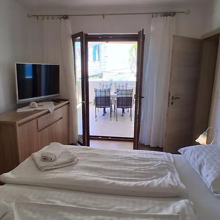 Apartment Laguna 1 Bol