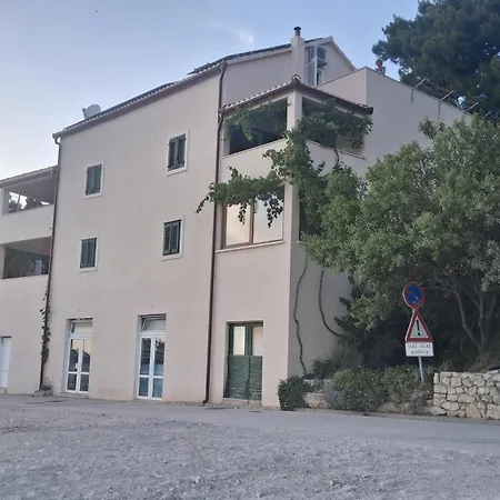 Apartment Laguna 1 *
