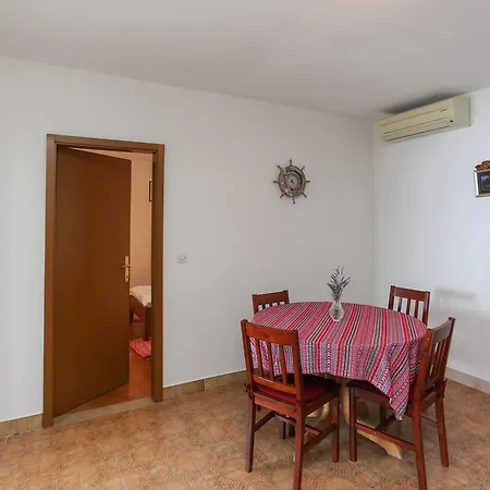 Apartment Laguna 1 Bol