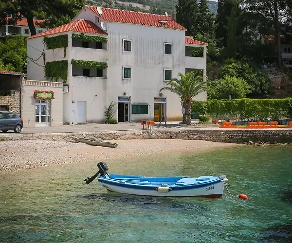 Laguna 1 *